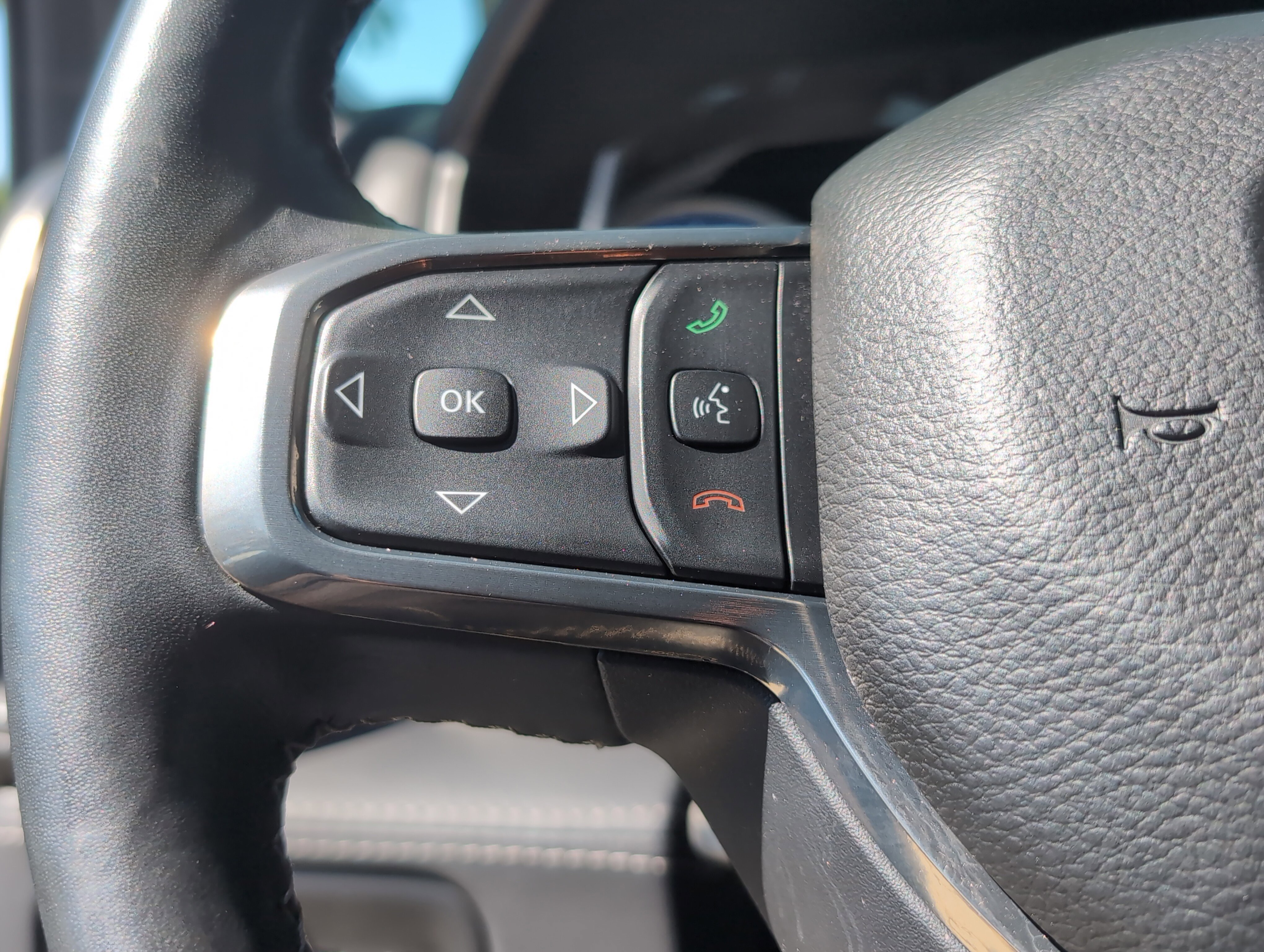 Used 2021 RAM 1500 Limited AWD/4WD image 18
