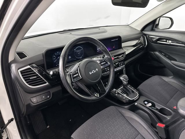 Used 2024 Kia Seltos S AWD/4WD image 20