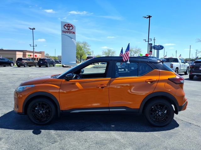 Used 2023 Nissan Kicks SR w/ SR Premium Package FWD image 7