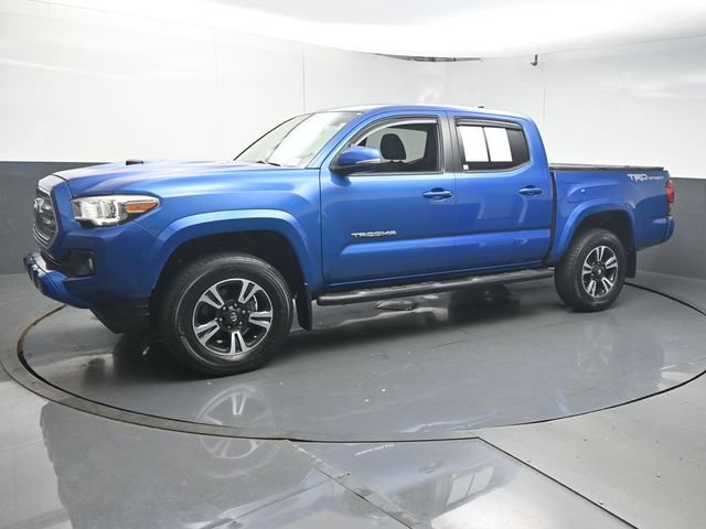 Used 2016 Toyota Tacoma TRD Sport w/ Premium & Technology Package RWD image 4