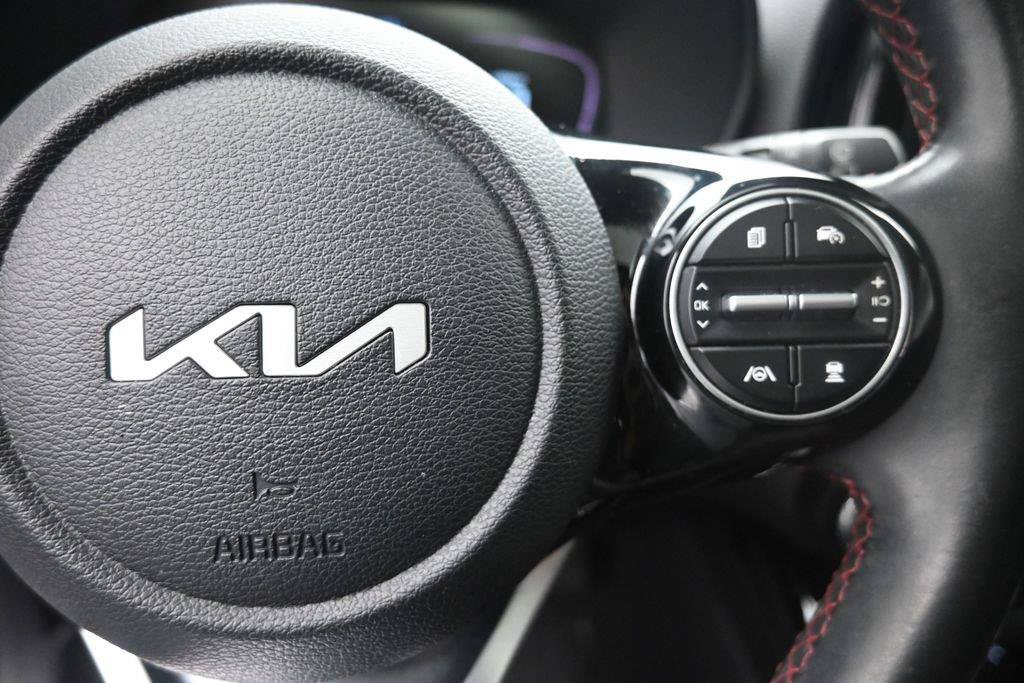 Used 2023 Kia Soul GT-Line w/ GT-Line Technology Package FWD image 14