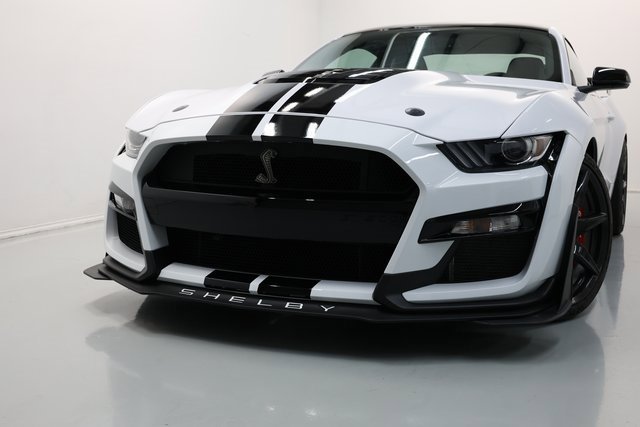 Used 2021 Ford Mustang Shelby GT500 w/ Carbon Fiber Track Pack image 51