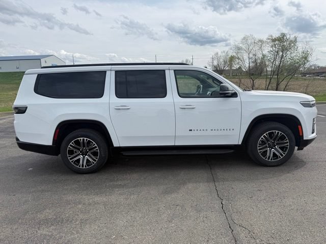 New 2026 Jeep Grand Wagoneer L 4WD w/ Premium Group I image 5