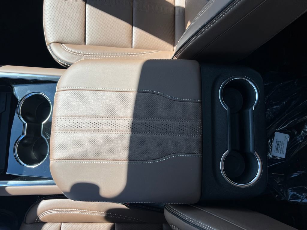 New 2026 Chevrolet Suburban High Country image 26