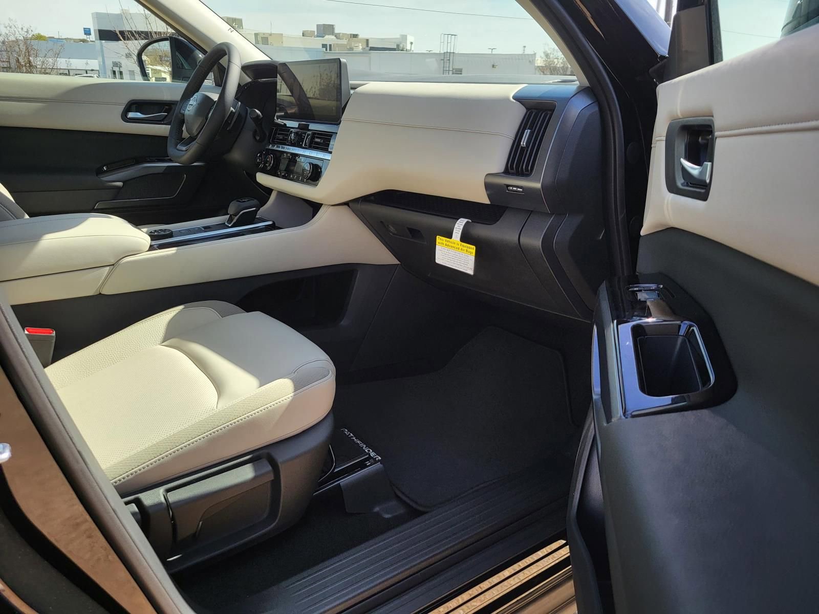 New 2026 Nissan Pathfinder SL AWD/4WD image 13