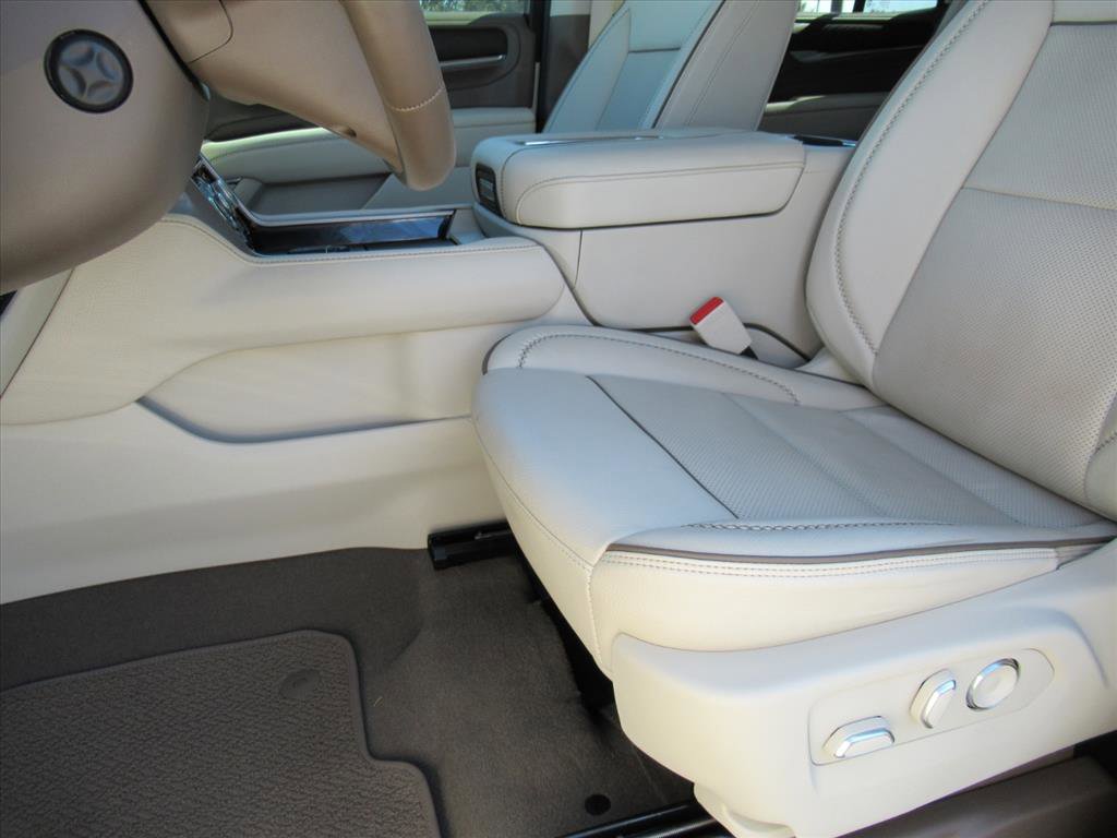 Used 2023 GMC Yukon Denali image 16