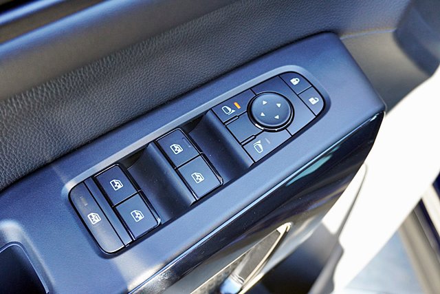 New 2026 Nissan Pathfinder SV w/ Cargo Package FWD image 34