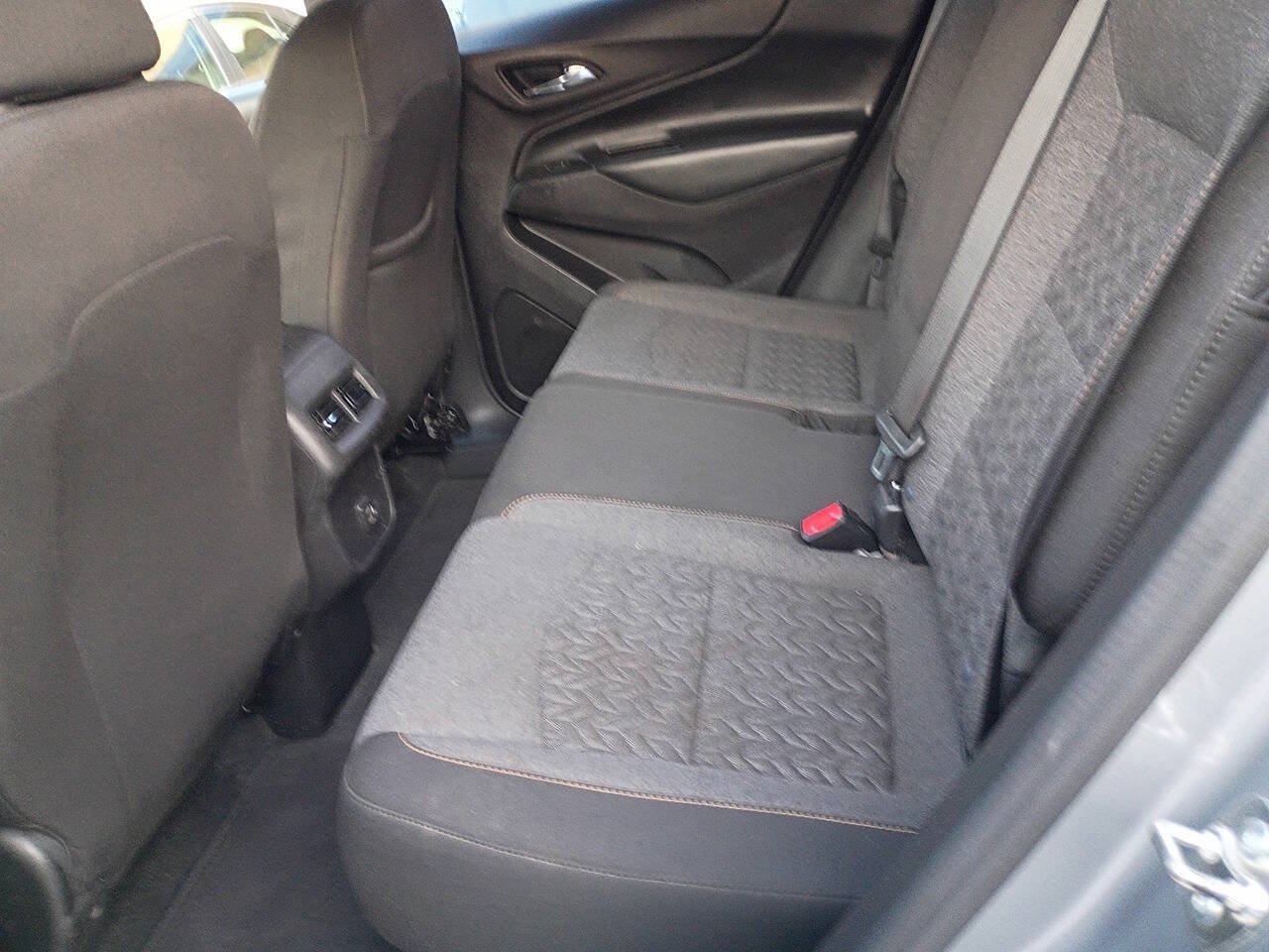 Used 2024 Chevrolet Equinox LT w/ Driver Convenience Package AWD/4WD image 18