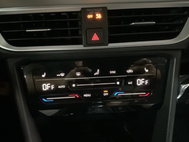 Certified 2026 Volkswagen Taos SE AWD/4WD image 17