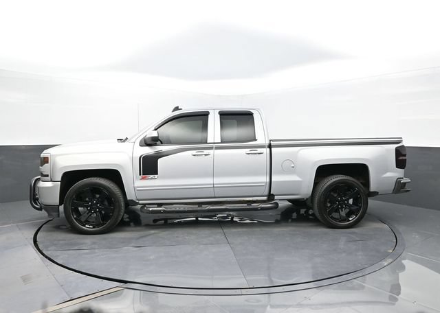 Used 2016 Chevrolet Silverado 1500 LT w/ Rally 2 Edition AWD/4WD image 2