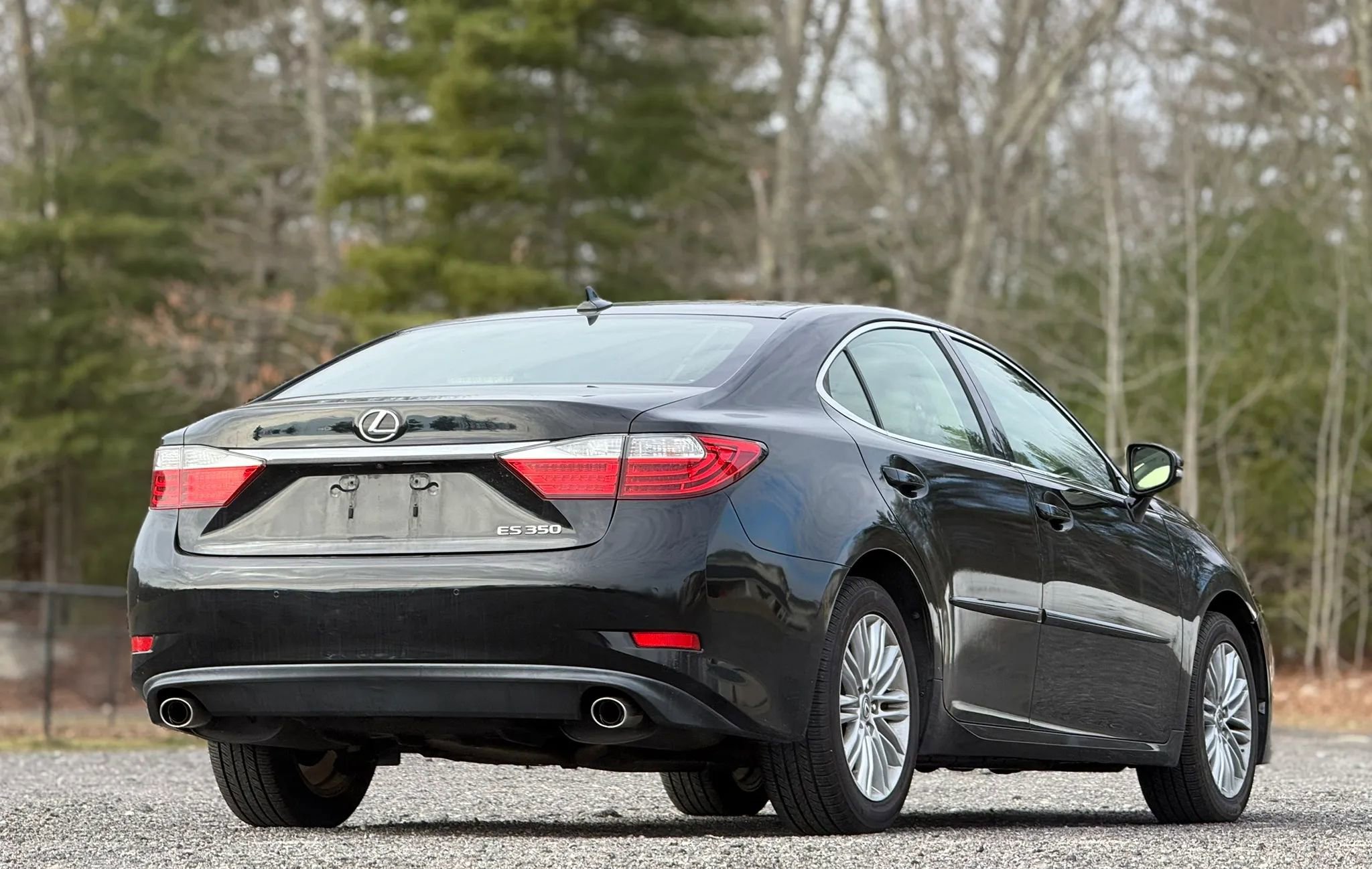 Used 2014 Lexus ES 350 w/ Luxury Package FWD image 4