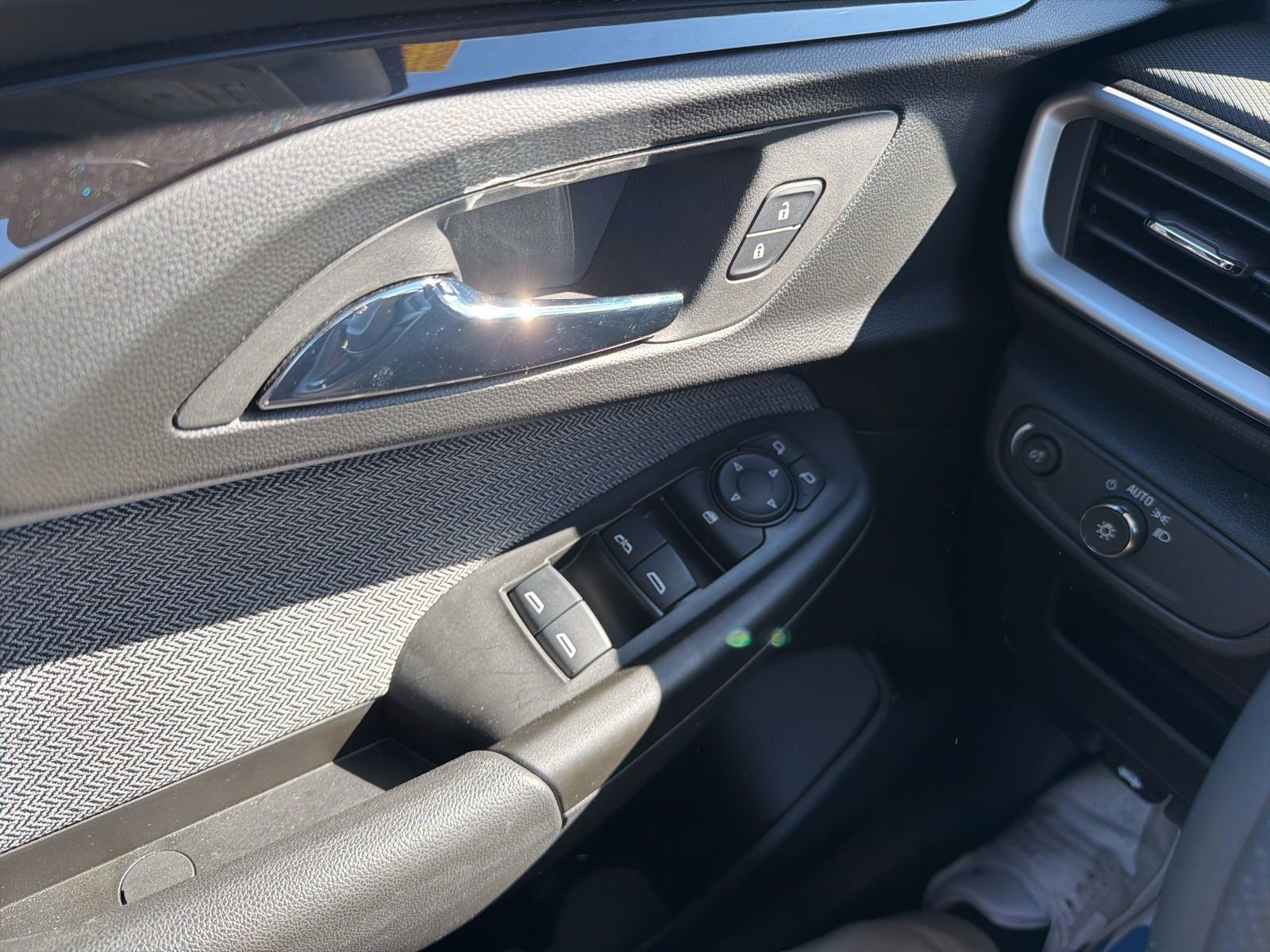 Certified 2023 Chevrolet TrailBlazer LS image 19