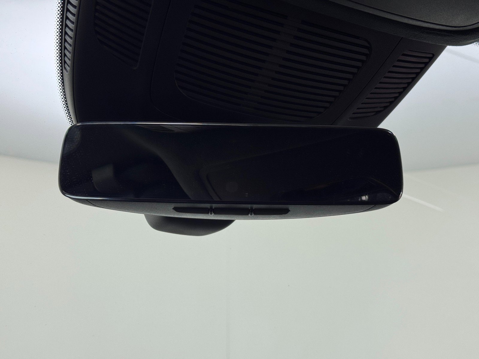 Used 2024 Mercedes-Benz GLS 63 AMG 4MATIC image 44