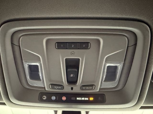 Used 2020 GMC Sierra 1500 SLE w/ SLE Value Package image 23