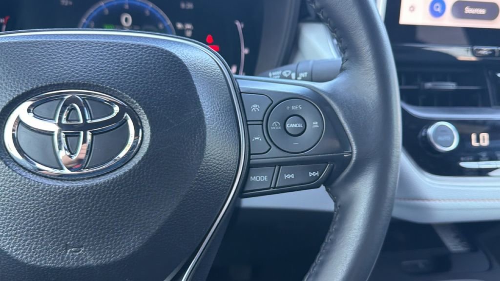 Certified 2025 Toyota Corolla FX FWD image 27