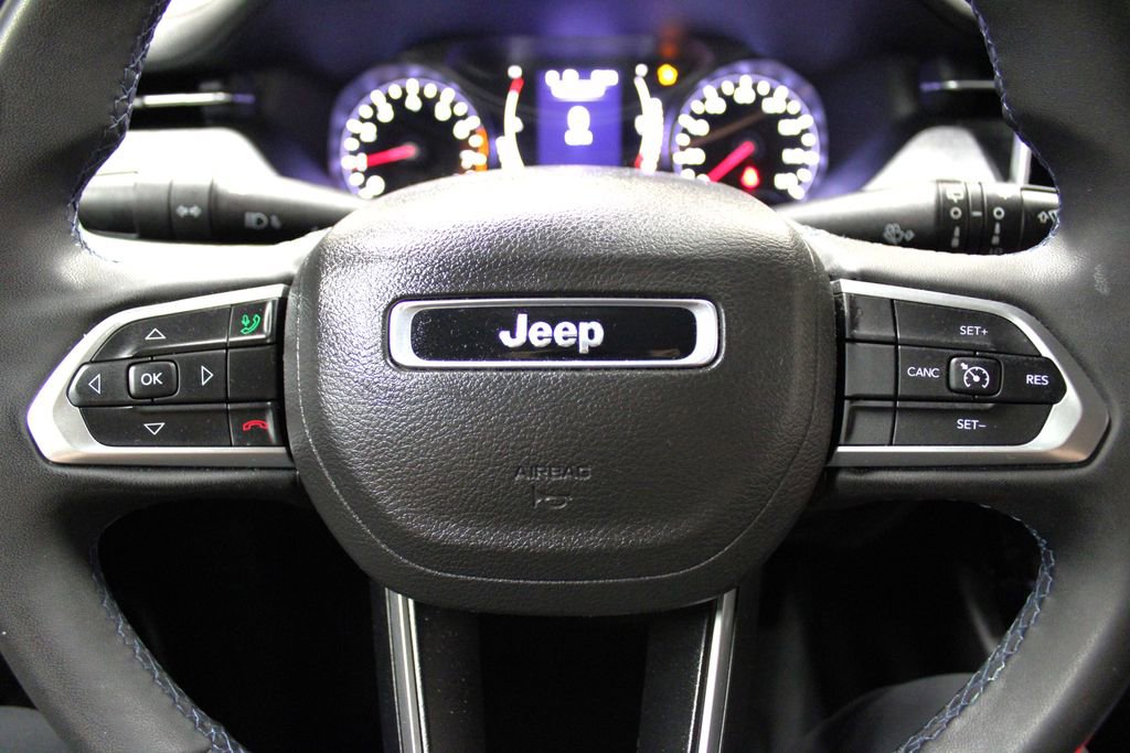 Used 2022 Jeep Compass Latitude image 12