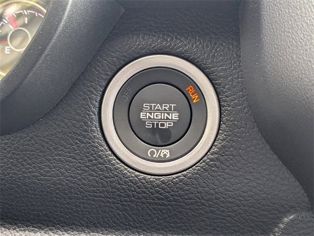 New 2026 RAM 1500 4x4 Crew Cab image 27