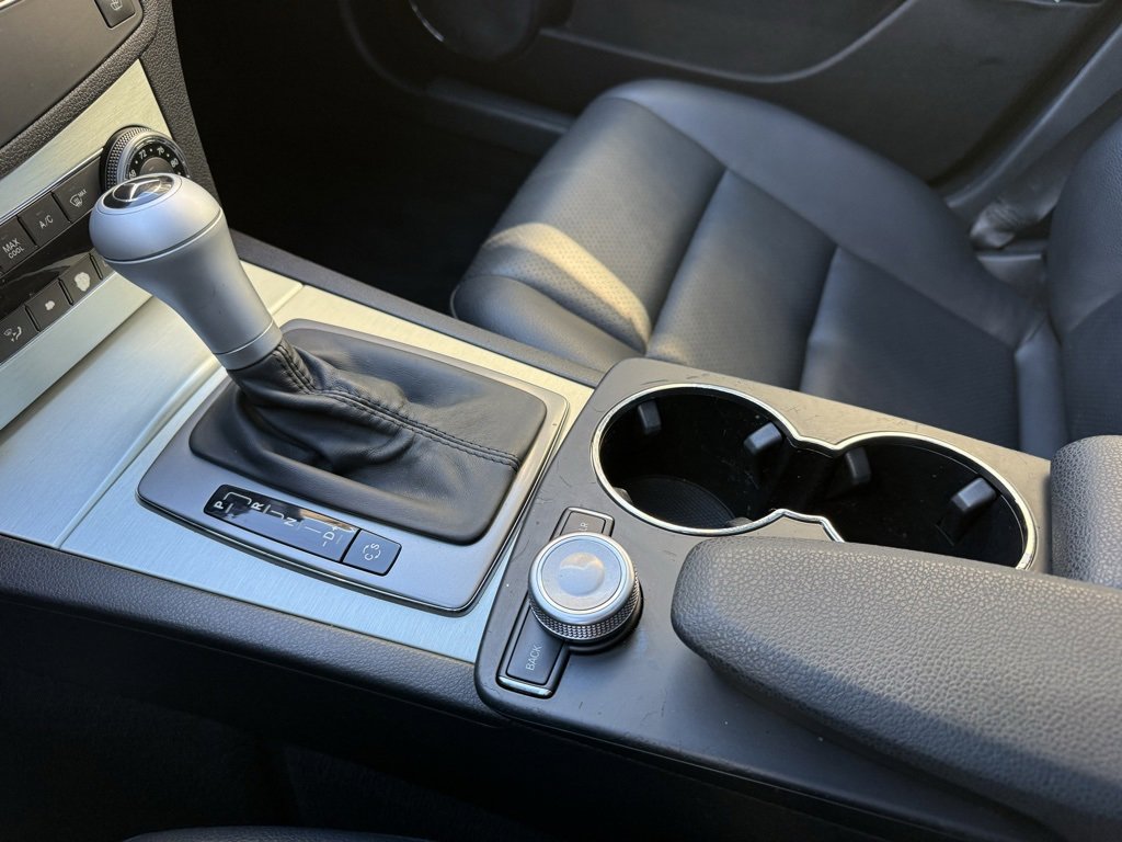 Used 2008 Mercedes-Benz C 300 Sedan image 25