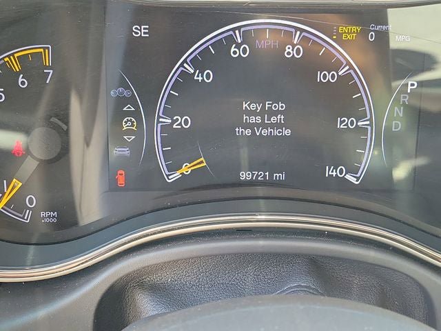Used 2017 Jeep Grand Cherokee Summit AWD/4WD image 10