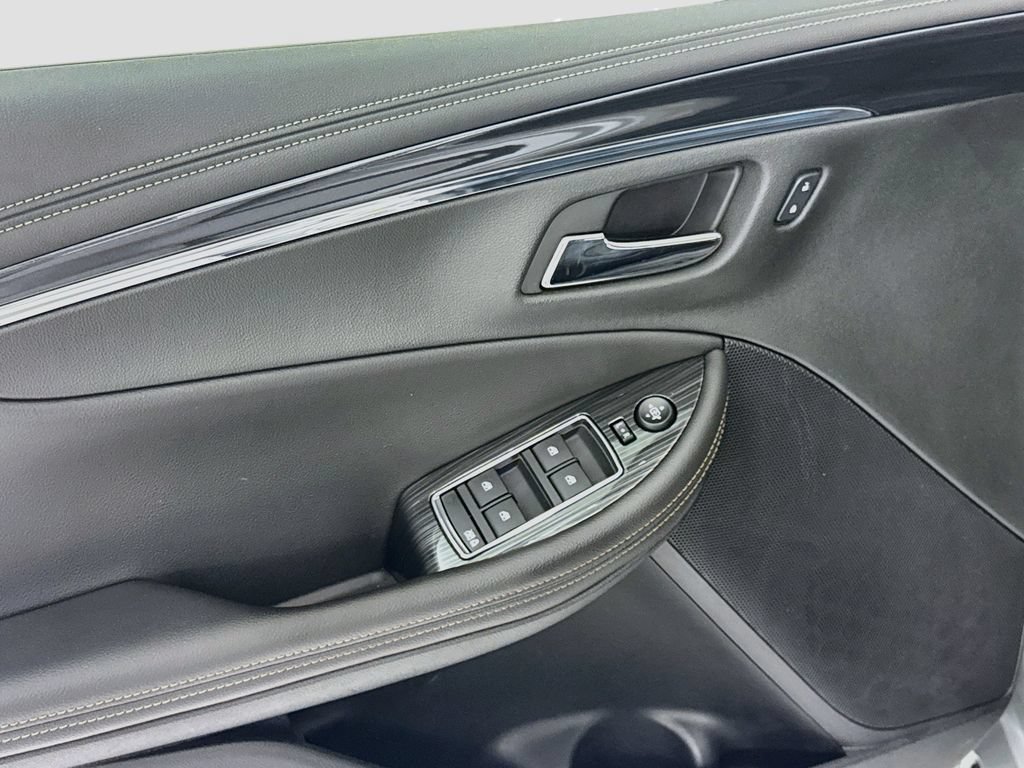 Used 2017 Chevrolet Impala Premier FWD image 21