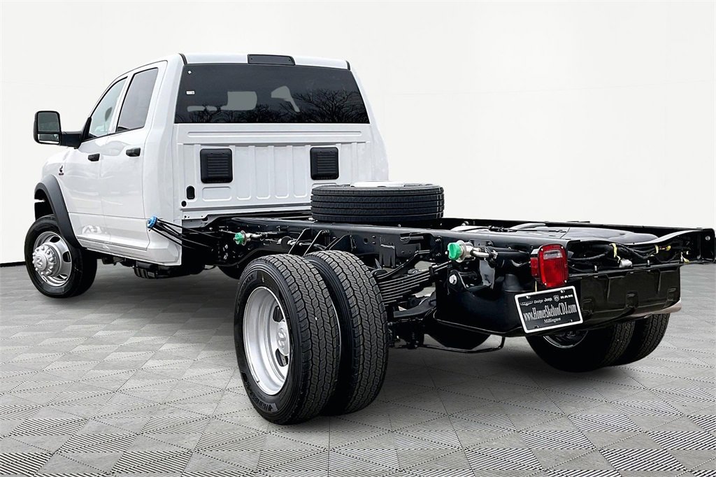 New 2026 RAM 5500 Tradesman w/ Chrome Appearance Group image 3