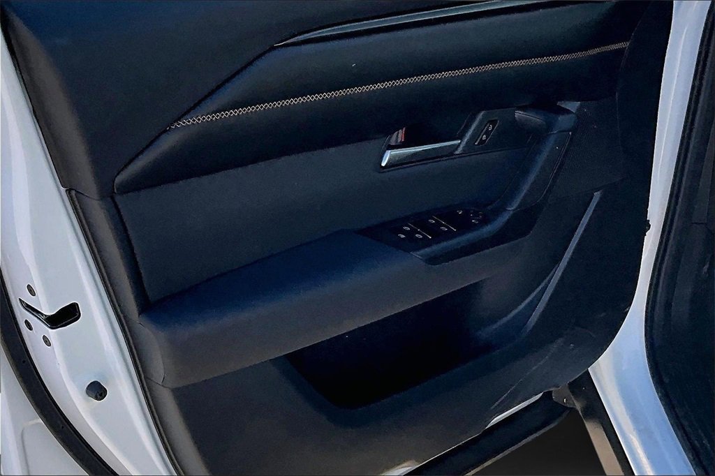 Used 2025 MAZDA CX-50 AWD 2.5 Hybrid w/ Weather Package image 18