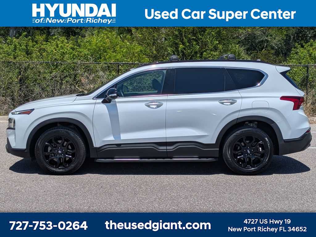 Used 2022 Hyundai Santa Fe XRT FWD image 2