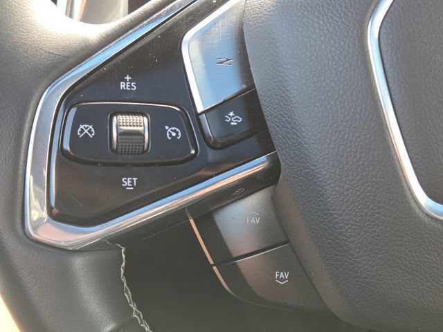 Used 2024 Chevrolet Corvette E-Ray AWD/4WD image 10