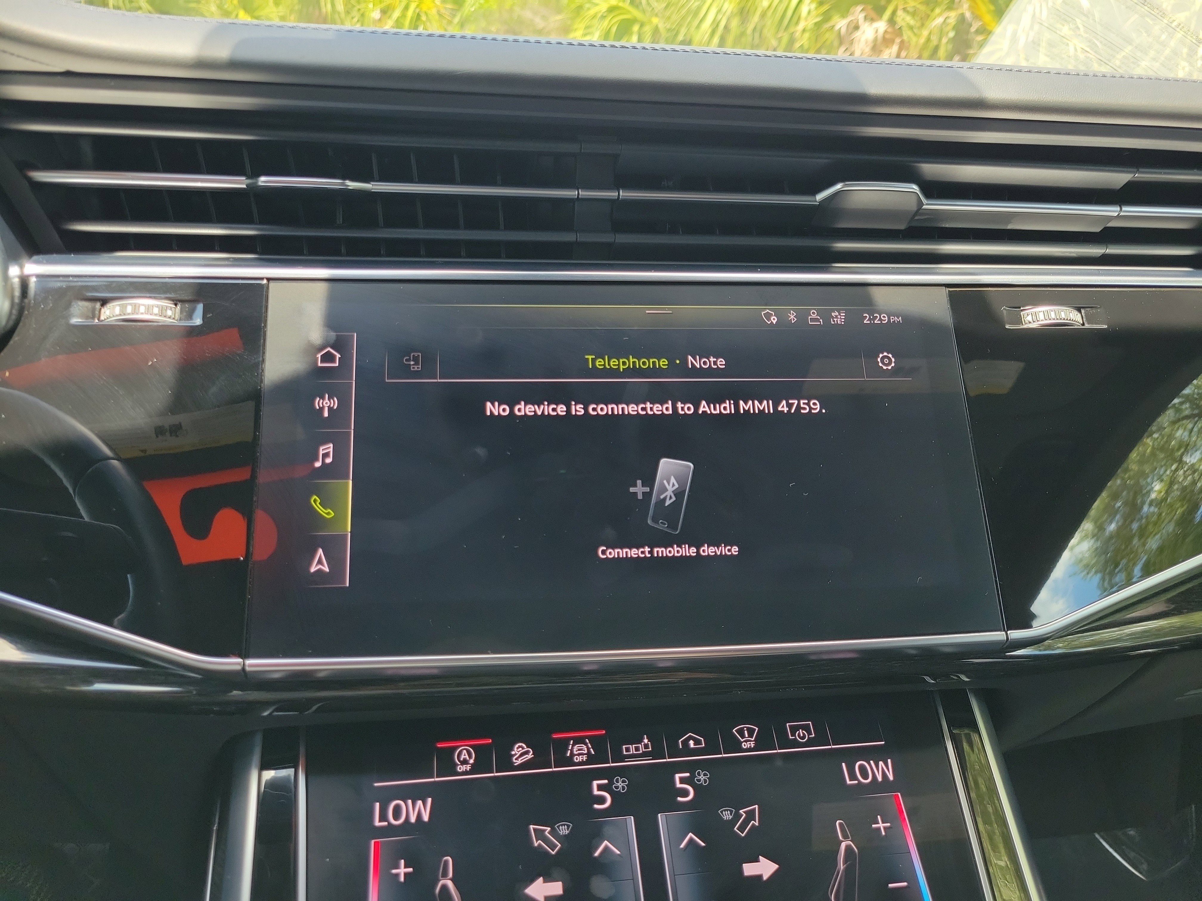 Used 2019 Audi Q8 Prestige w/ Luxury Package AWD/4WD image 24