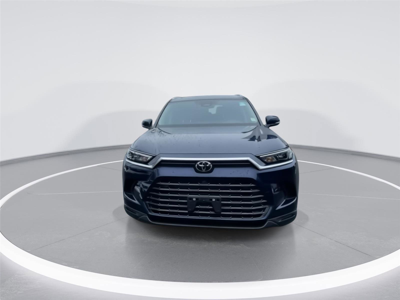 Used 2025 Toyota Grand Highlander AWD image 3