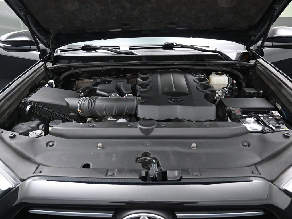 Used 2020 Toyota 4Runner Limited image 41