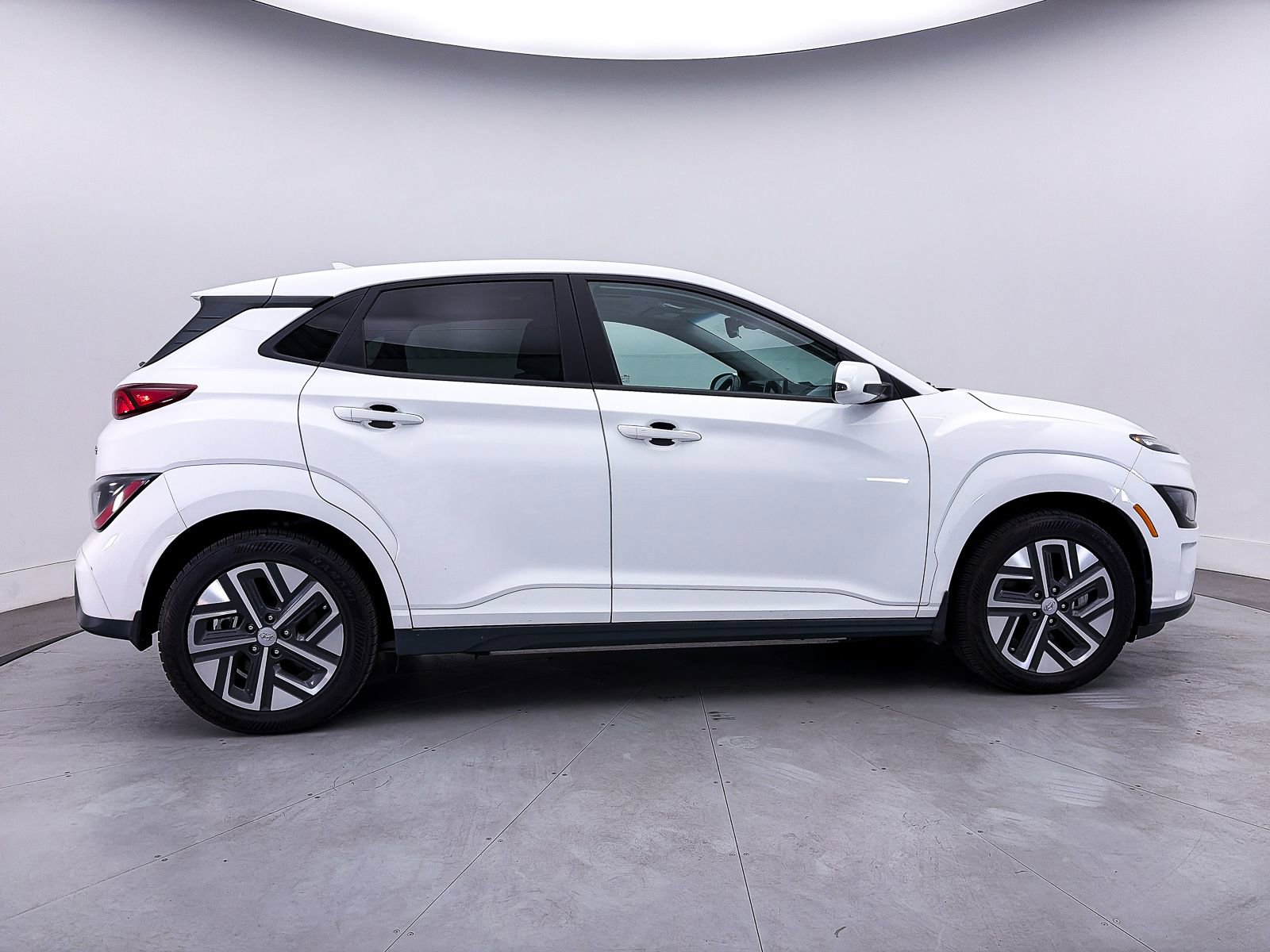 Used 2023 Hyundai Kona SEL FWD image 42