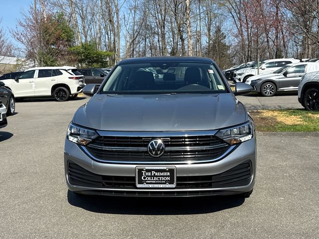 Used 2023 Volkswagen Jetta SE image 8