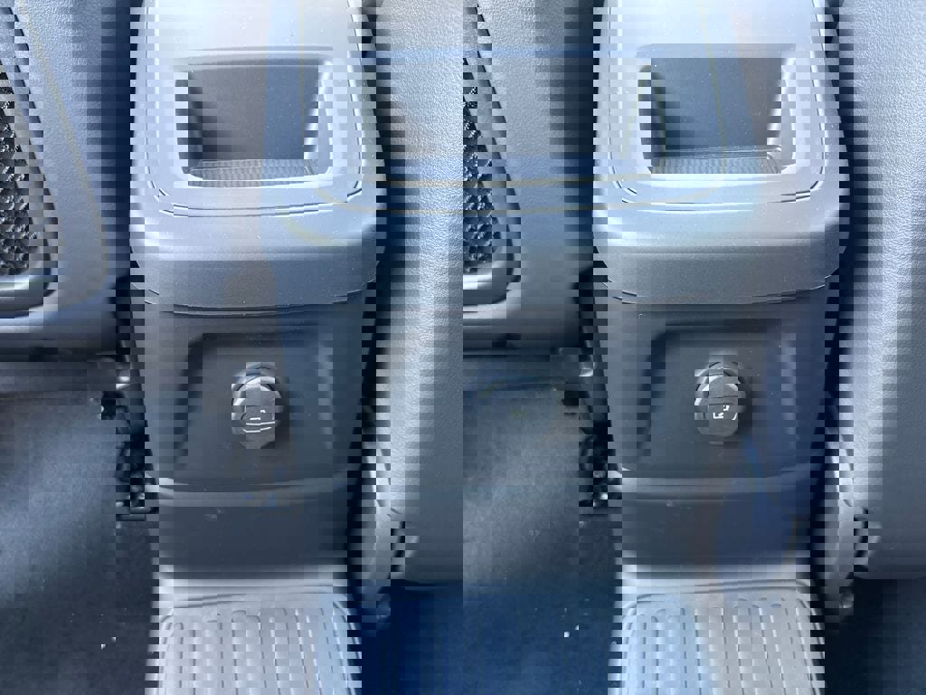 New 2026 Volvo XC60 T8 Core image 8