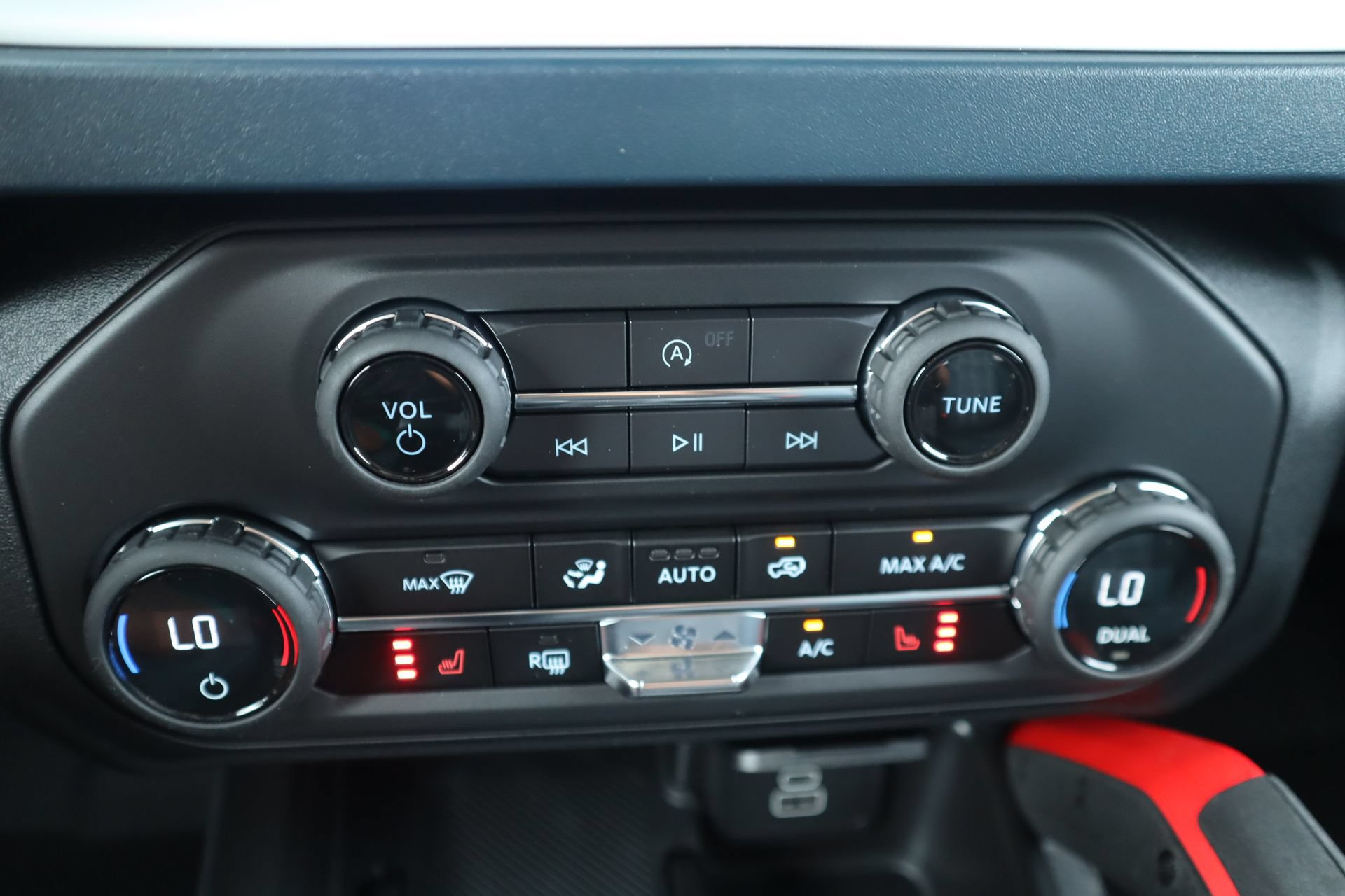 New 2026 Ford Bronco Heritage Edition AWD/4WD image 8