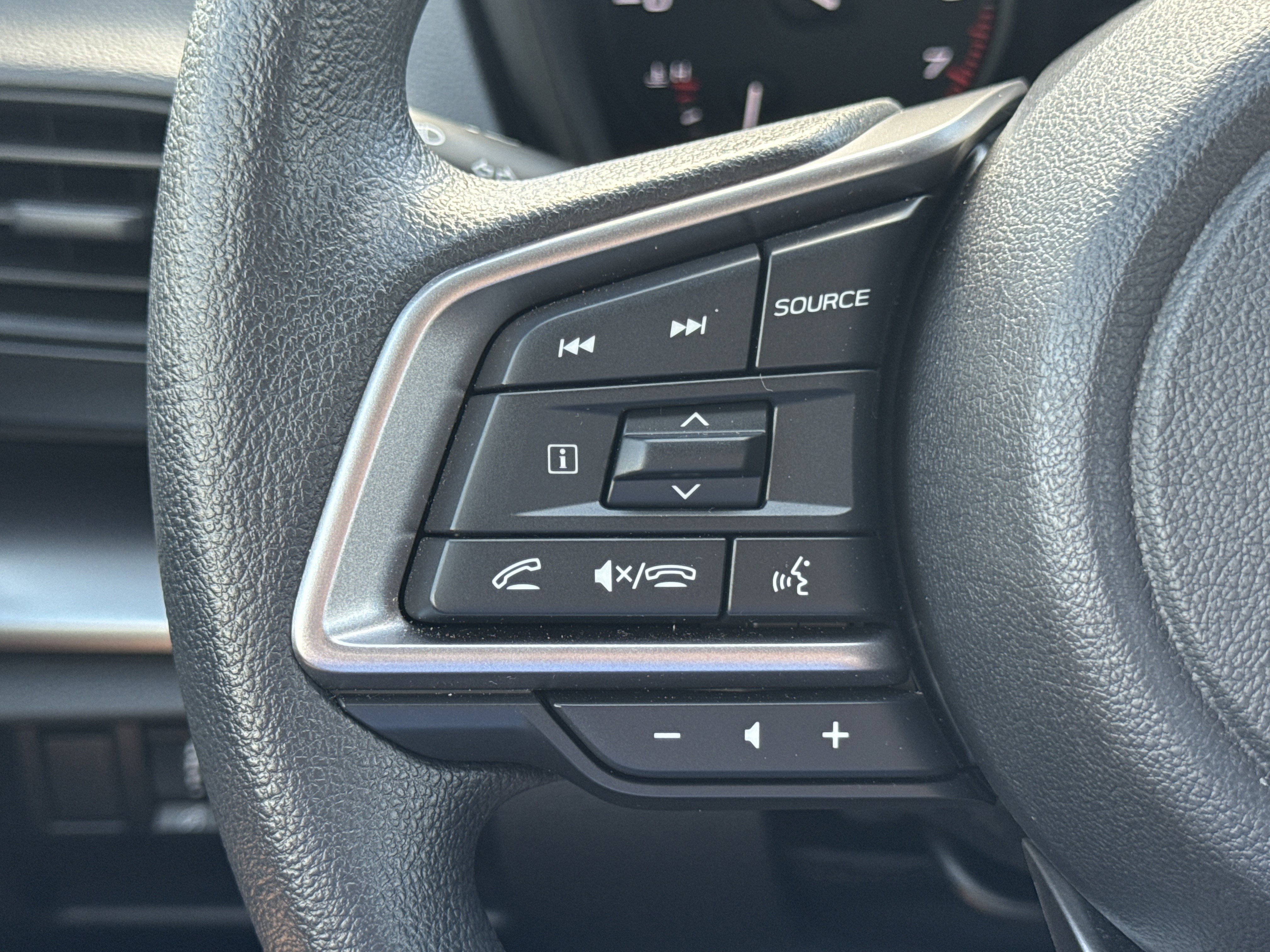 Certified 2025 Subaru Impreza 2.0i image 14