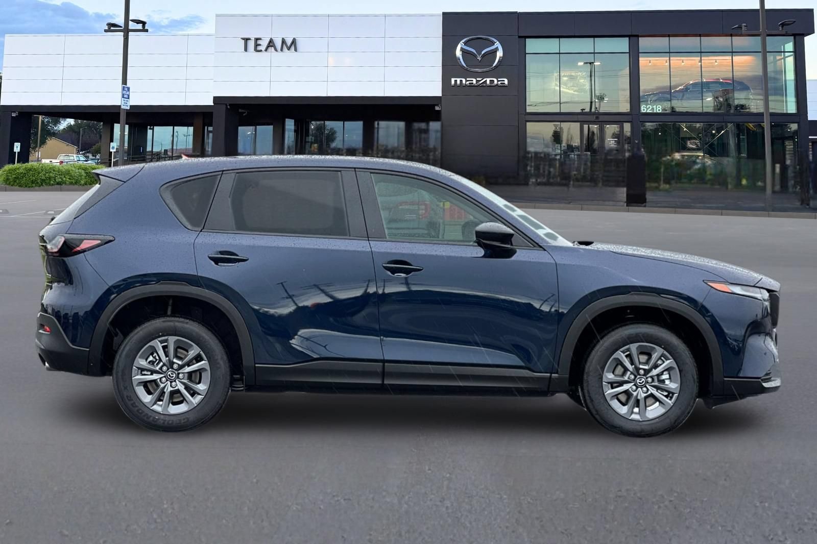 New 2026 MAZDA CX-5 Select AWD/4WD image 3