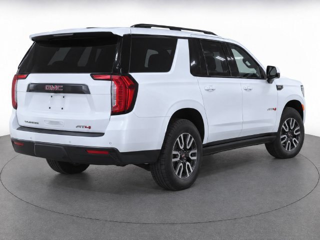 Used 2023 GMC Yukon XL AT4 w/ AT4 Premium Plus Package AWD/4WD image 3