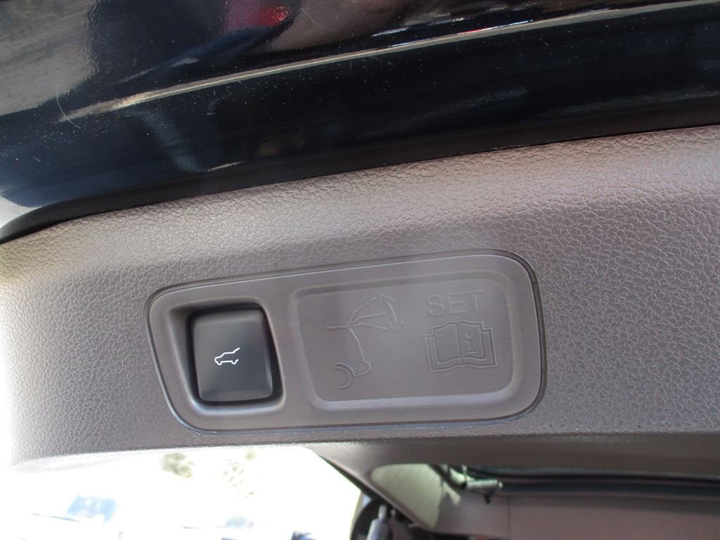 Used 2024 Lincoln Navigator L Reserve image 16