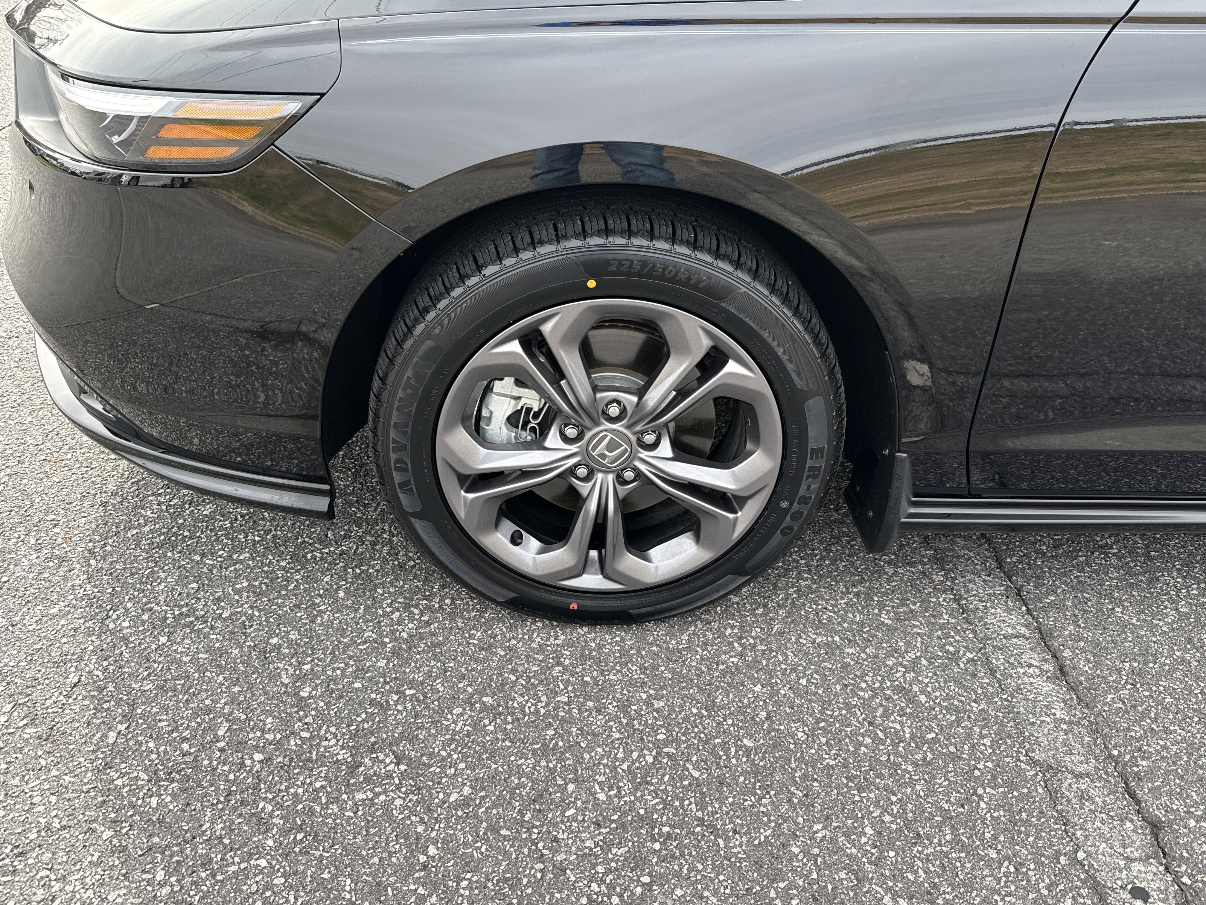 Used 2024 Honda Accord EX-L image 13