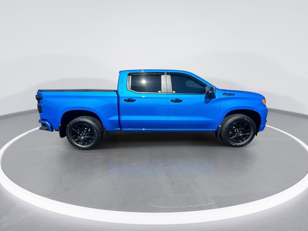 Used 2025 Chevrolet Silverado 1500 RST AWD/4WD image 9