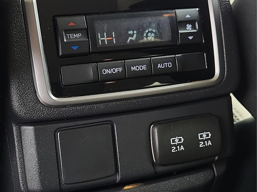Used 2019 Subaru Ascent Premium AWD/4WD image 12