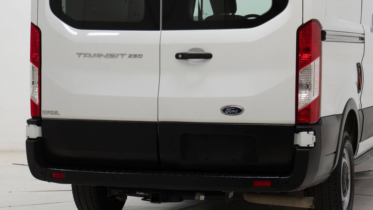Used 2020 Ford Transit 250 Medium Roof RWD image 12