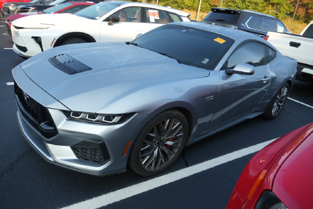 Used 2024 Ford Mustang GT Premium RWD image 10