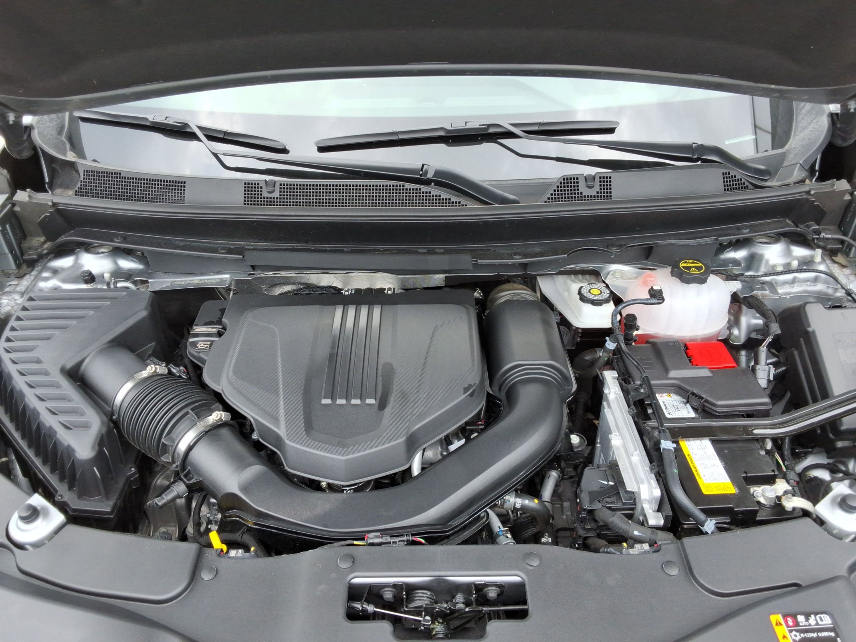 New 2025 GMC Acadia AT4 image 31