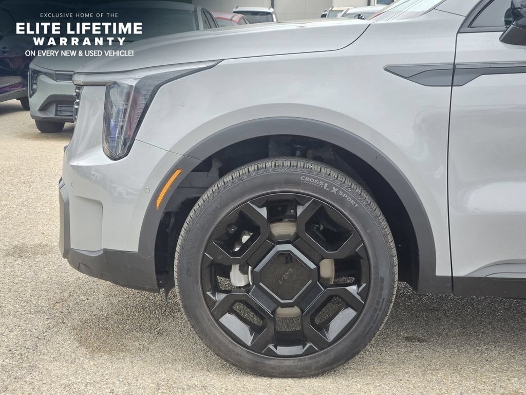 Certified 2025 Kia Sorento SX AWD/4WD image 6