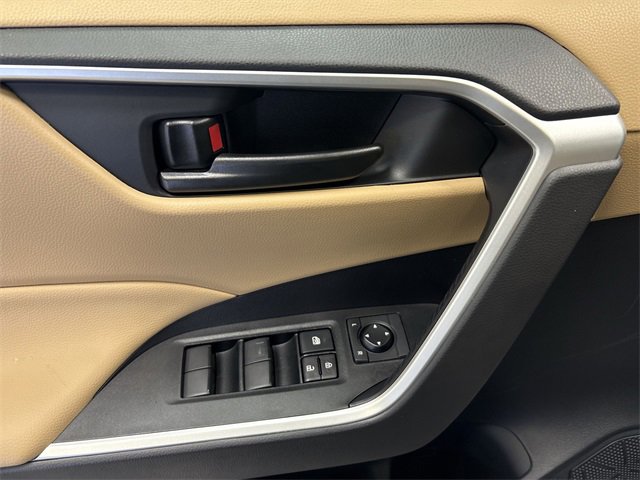 Used 2025 Toyota RAV4 LE image 14