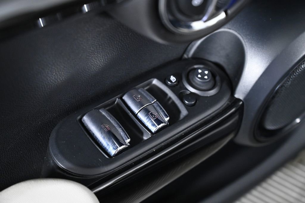 Certified 2023 MINI Cooper S image 21