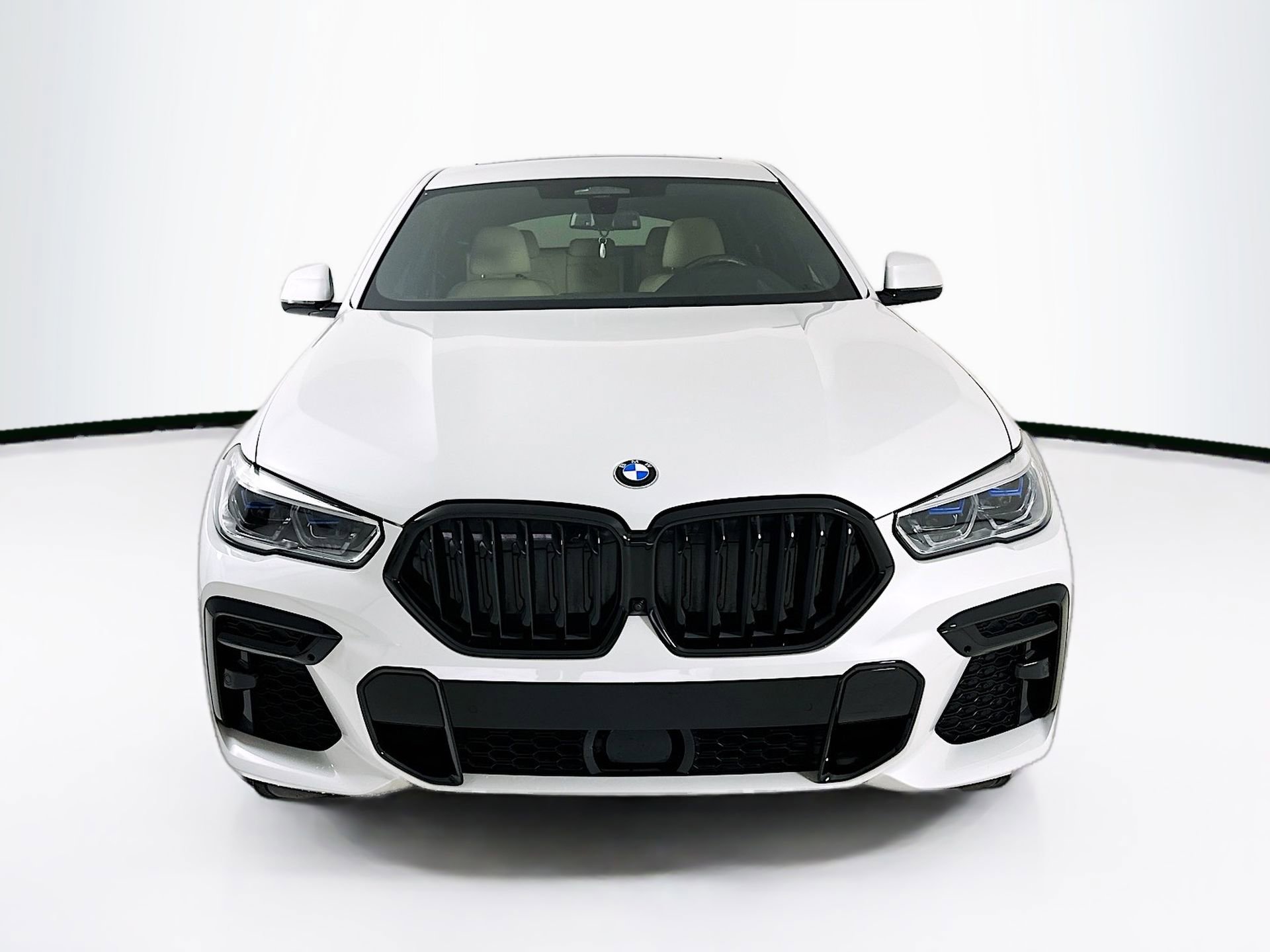 Used 2022 BMW X6 M50i w/ Executive Package AWD/4WD image 2