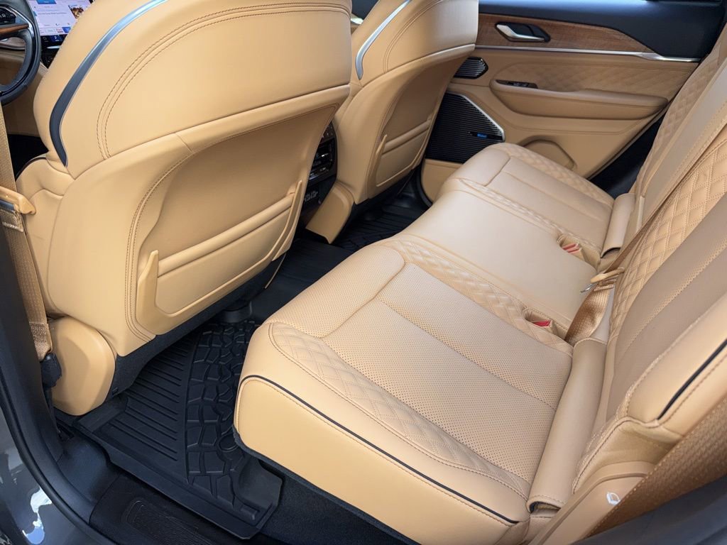 Used 2022 Jeep Grand Cherokee Summit image 27